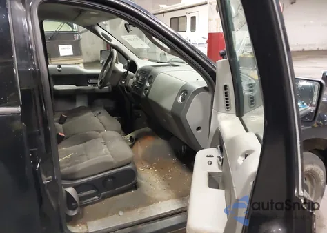 2004 Ford F-150 Lariat/Xlt z USA, uszkodzony, nr VIN 1FTPW12564KD10496